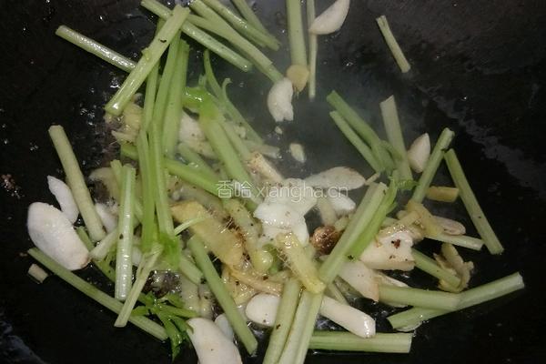 芹菜炒猪肝的做法图解4