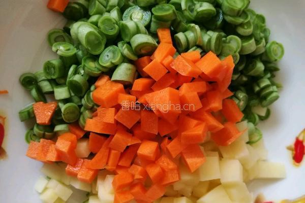 素炒麻食的做法图解2