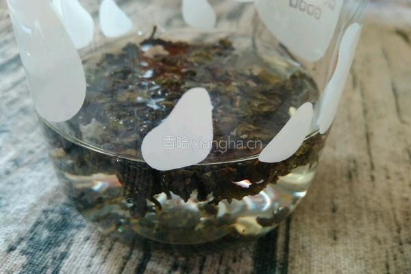 85℃的霸王葡萄柚(西柚绿茶饮)的做法图解3