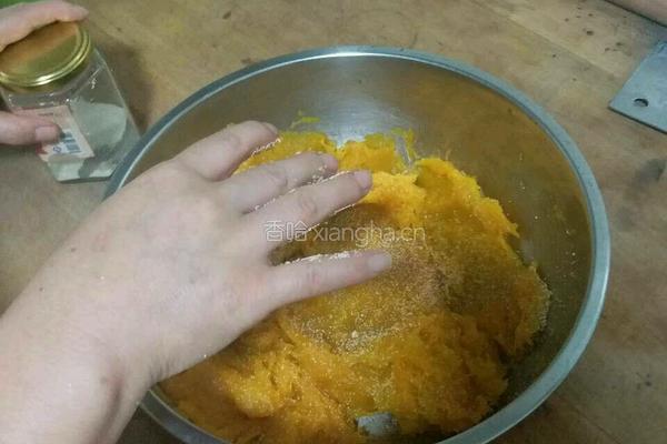 南瓜花卷的做法图解2