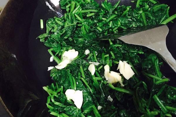 炒菠菜的做法图解6