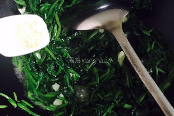 炒菠菜的做法图解7