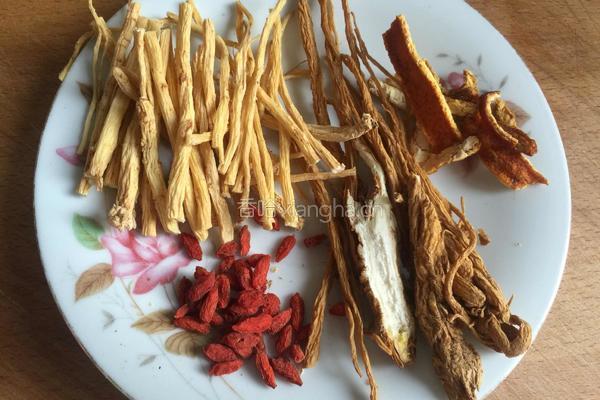 当归牛肉汤的做法图解5