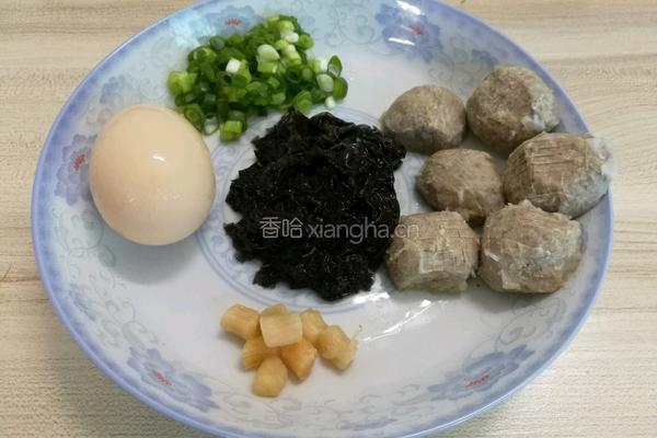 紫菜牛肉丸蛋花汤的做法图解1