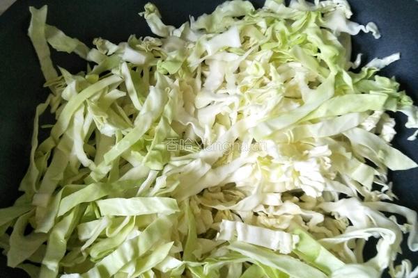 卷心菜炒粉丝的做法图解8