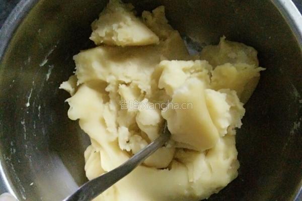绿豆饼的做法图解1