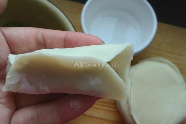 韭苔馅饺子的做法图解5