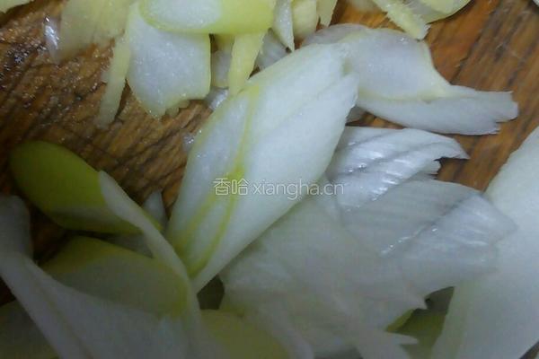 鸡丁茄子拌饭的做法图解1