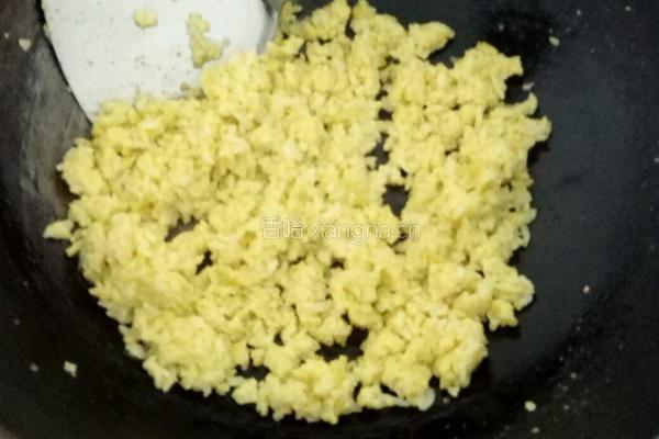 金包银蛋炒饭的做法图解6