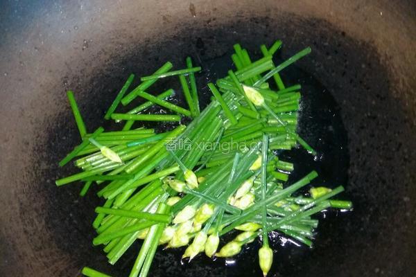 粟米炒瘦肉的做法图解2