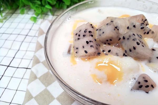 火龙果炼乳沙冰的做法图解8