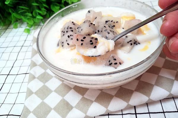 火龙果炼乳沙冰的做法图解9