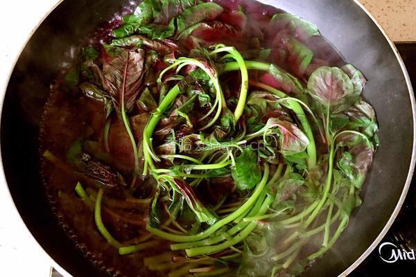 苋菜肉馅饺子的做法图解2