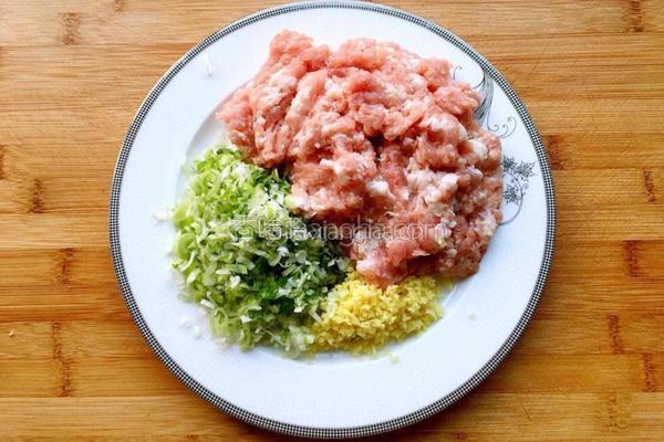 苋菜肉馅饺子的做法图解6