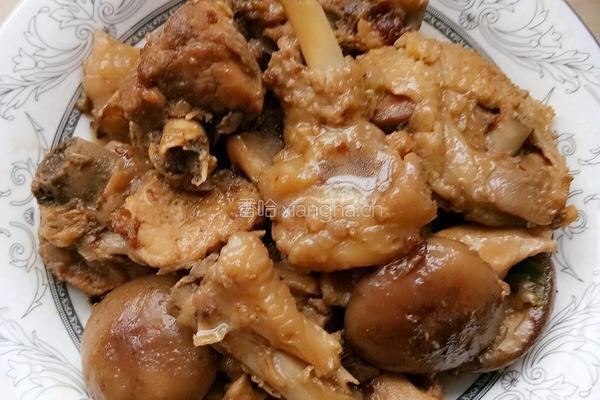 香菇鸡块