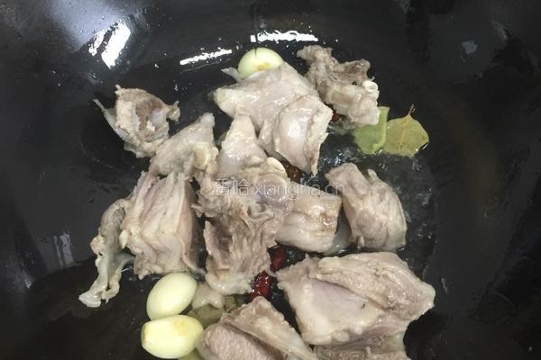 香菇炖羊肉的做法图解6
