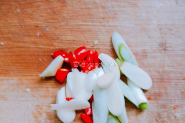 酱烧荷包蛋的做法图解2