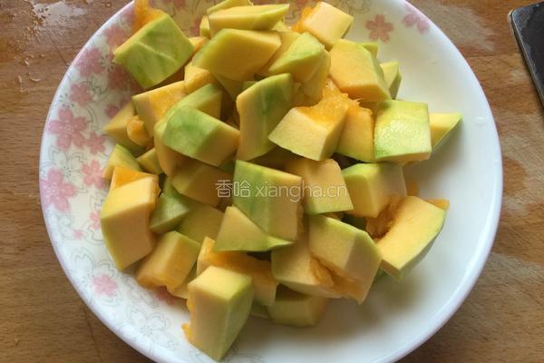 红枣南瓜粥的做法图解2