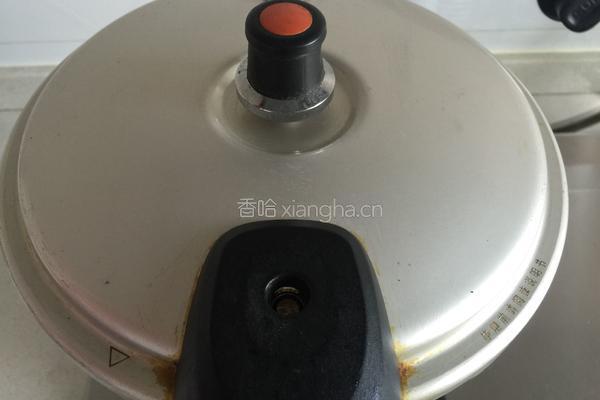 红枣南瓜粥的做法图解6