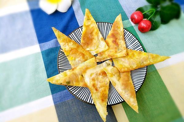 馄饨皮蛋肉饼的做法图解12