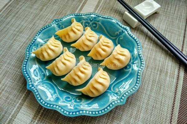 包菜虾皮猪肉饺子的做法图解13
