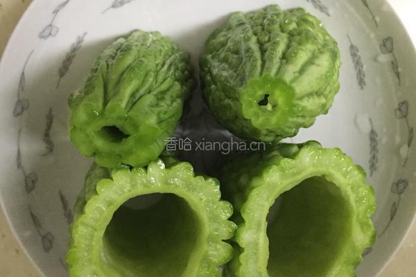 苦瓜酿肉的做法图解2
