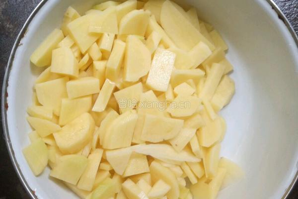 黄金鸭蛋土豆烙饼的做法图解2