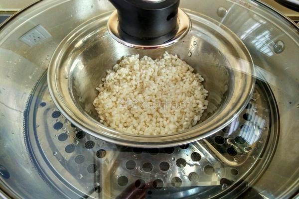 香菇虾仁三色藜麦饭团的做法图解4