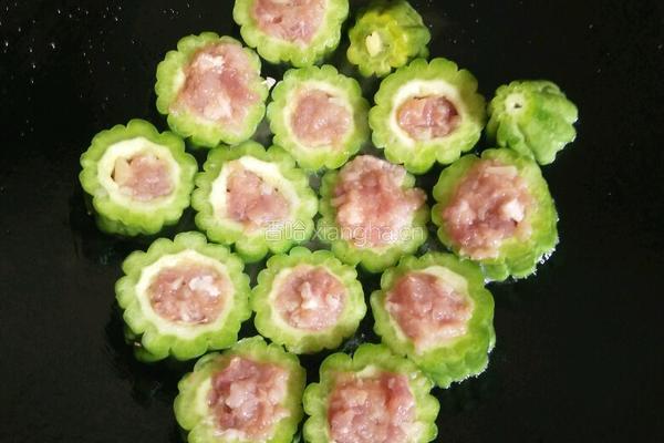 瑶柱瘦酿苦瓜的做法图解7