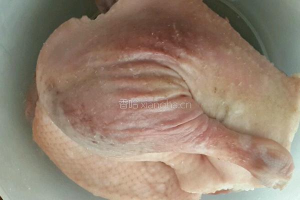 秘制橙香烤鸭腿(分享烤鸭腿不干不柴方法)的做法图解1