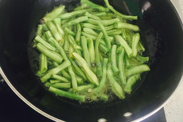芸豆烧土豆（超级简单）的做法图解2