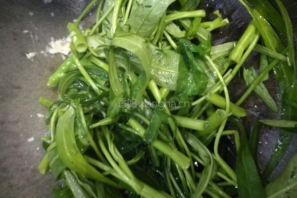 腐乳蒜蓉炒空心菜的做法图解4
