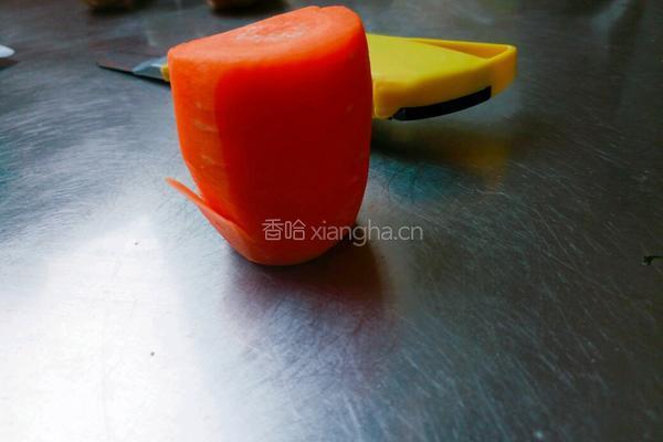 罗卜雕花的做法图解3