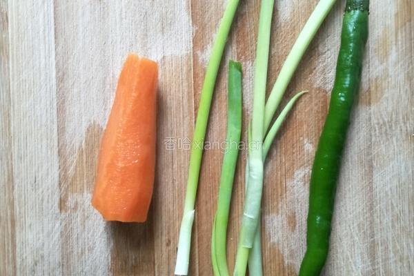 葱油内脂豆腐的做法图解2