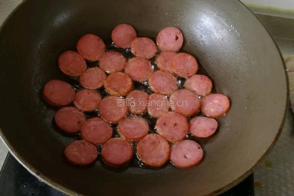 泡椒春笋炒香肠的做法图解4