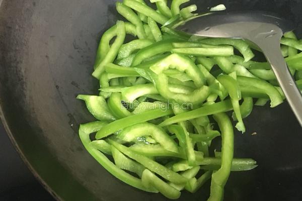 青椒肉丝的做法图解4
