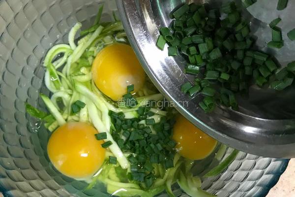 西葫芦蛋饼的做法图解5