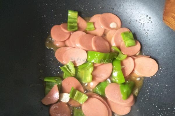 青椒火腿肠的做法图解8