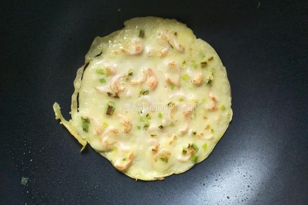 鲜虾鸡蛋饼的做法图解9