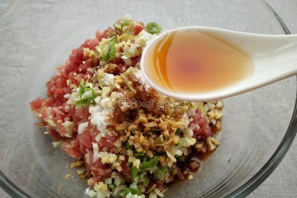 羊肉胡萝卜饺子馅的做法图解7