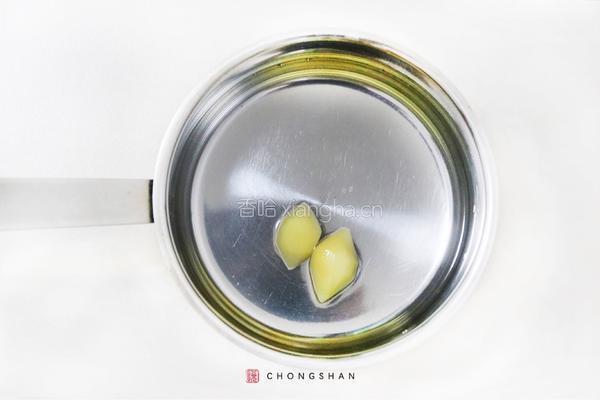普罗旺斯风煎鲈鱼的做法图解5