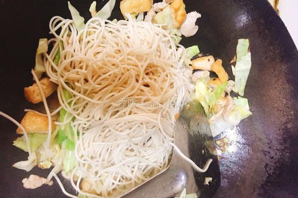 油豆腐肉丝炒面的做法图解6