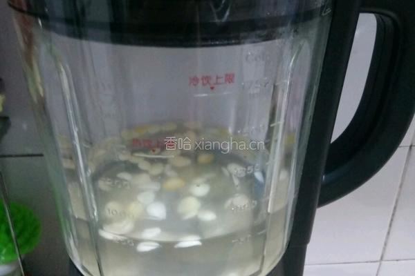 桂花杏仁豆腐的做法图解1