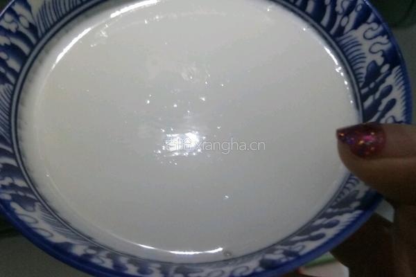 桂花杏仁豆腐的做法图解4
