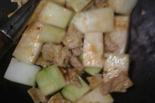 猪肉炒冬瓜的做法图解4