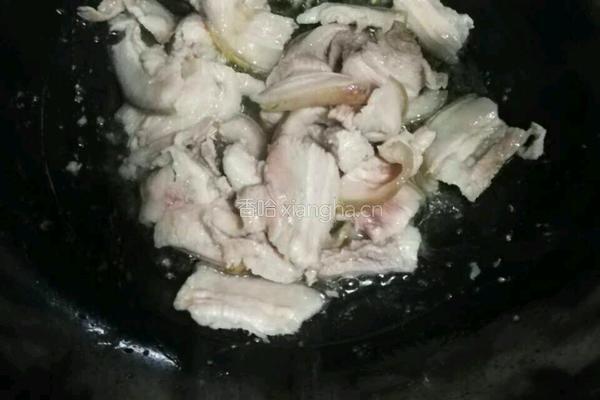 土豆盐煎肉的做法图解3