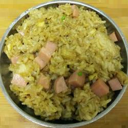 火腿蛋炒饭的做法[图]