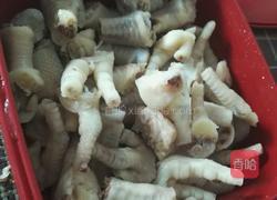 泡椒凤爪的做法图解1