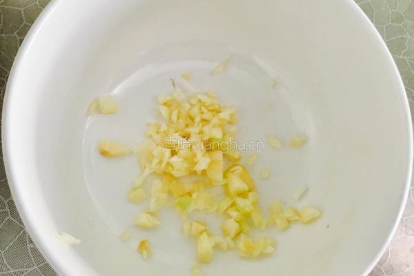  凉拌黄豆腐的做法图解6