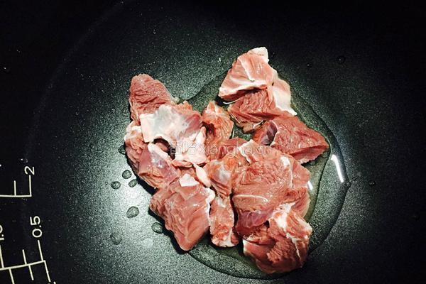 咖喱牛肉饭（电饭锅版）的做法图解2